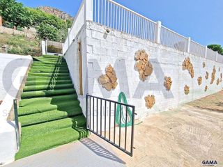 Chalet en venta en Zona Urbanizaciones en Alzira