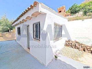 Chalet en venta en Zona Urbanizaciones en Alzira