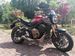 HONDA CB650R 2023 Roja