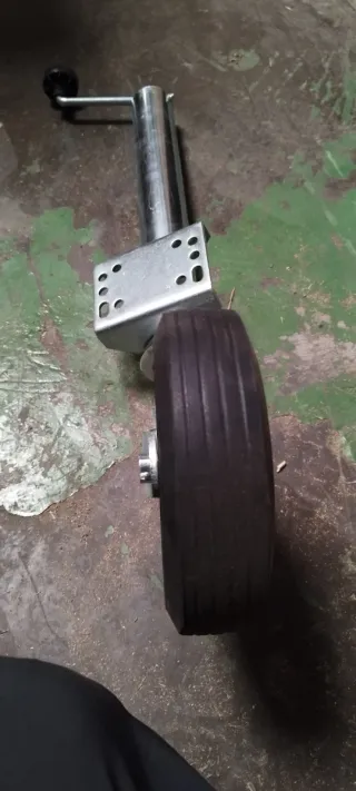 Rueda Jockey Caravana y Remolque