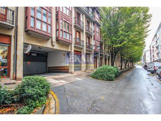 Garaje en alquiler en Centro - Mendibil - Santiago en Irun