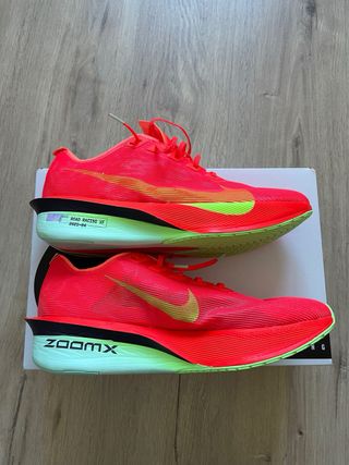 Zapatillas Nike Vaporfly Running Rojas
