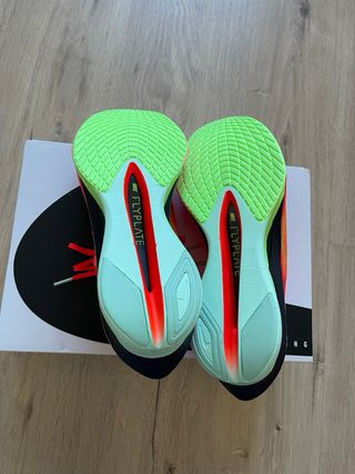 Zapatillas Nike Vaporfly Running Rojas