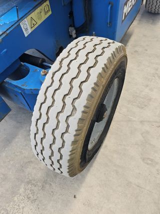 Plataforma Elevadora Genie Z45/25