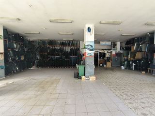 Local comercial en venta en Castiñeiriño - Cruceiro de Sar en Santiago de Compostela