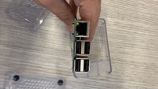 17 Raspberry Pi Model B+ V1.2