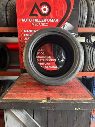 Neumático 255/40R19 100Y