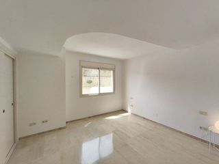 Casa pareada en venta en Calahonda en Mijas