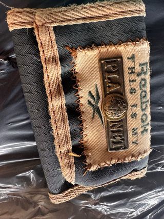 Cartera Reebok Negra y Beige