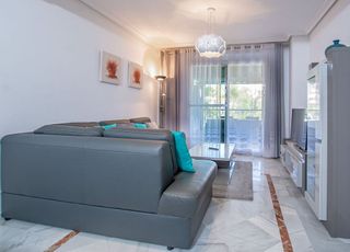 Piso en alquiler en Nueva Andalucía centro en Marbella