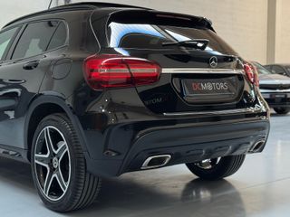 MERCEDES-BENZ GLA 250 4MATIC