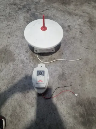 Antena Glomex 12V para Autocaravana