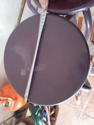 2 Taburetes metálicos morados diametro 29cm