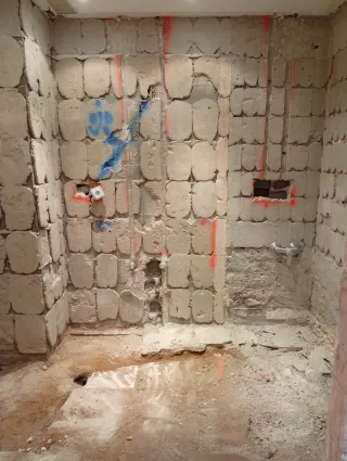 DEMOLEDOR/PICADOR. DESMANTELAMOS TU PISO.