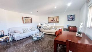 Dúplex en venta en El Castell en Burjassot