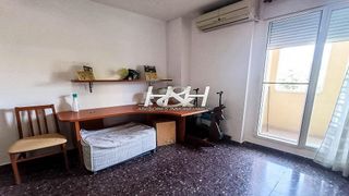 Dúplex en venta en El Castell en Burjassot