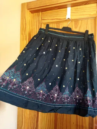 Falda Dorothy Perkins 44