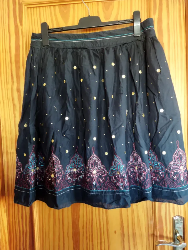 Falda Dorothy Perkins 44