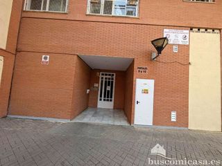 Piso en venta en Linares