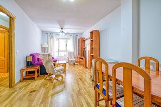 Piso en venta en Universidad en Ávila