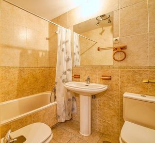 Piso en venta en Universidad en Ávila