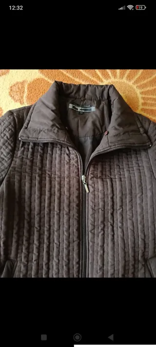 Chaqueta acolchada mujer marrón