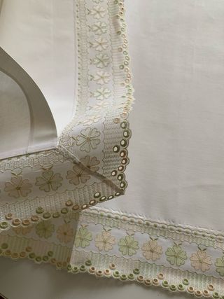 Parure lenzuola matrimoniali con ricamo