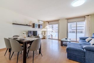 Ático en alquiler en Avinguda Catalunya en Palamós