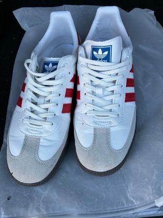 Zapatillas Vans y Adidas Negras