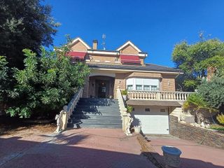 Chalet en venta en San Adrián