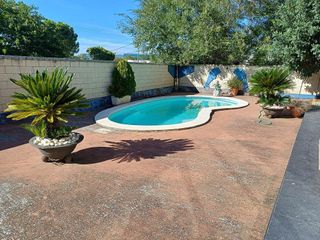 Chalet en venta en San Adrián