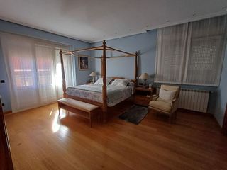 Chalet en venta en San Adrián