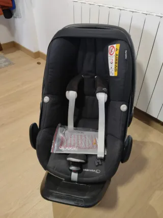Maxi-Cosi Bebeconfort Pebble Plus con base Isofix