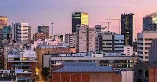 Local comercial en venta en Pubilla Cases en Hospitalet de Llobregat, L´