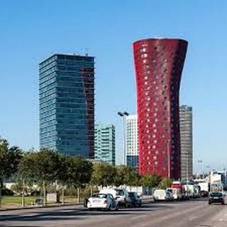 Local comercial en venta en Pubilla Cases en Hospitalet de Llobregat, L´