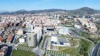 Local comercial en venta en Pubilla Cases en Hospitalet de Llobregat, L´
