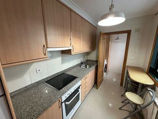 Piso en alquiler en Zona de Plaza de Barcelos en Pontevedra