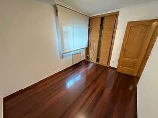 Piso en alquiler en Zona de Plaza de Barcelos en Pontevedra