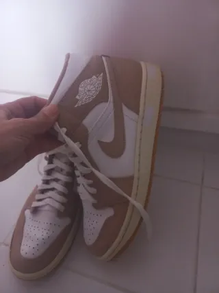 Zapatillas Jordan Hombre Beige/Blanco Talla...