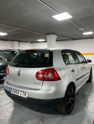 Volkswagen Golf 2005