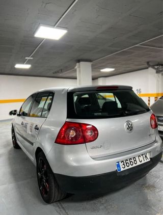 Volkswagen Golf 2005
