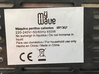 Máquina de perritos calientes roja