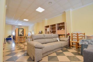 Local comercial en venta en Montefrío