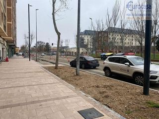 Local comercial en venta en Los Bloques en Zamora