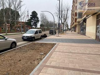 Local comercial en venta en Los Bloques en Zamora