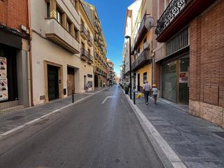 Garaje en venta en Linares