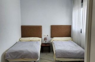 Casa adosada en alquiler en Los Naranjos - Las Brisas en Marbella