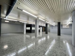 Local comercial en alquiler en Mestral en Reus