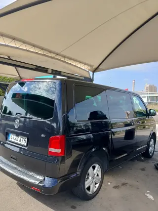 Volkswagen Caravelle 2011