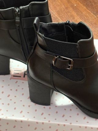 Stivaletti Tronchetti Pepita Rei